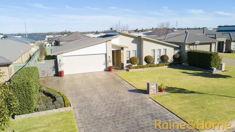 Main view of Homely house listing, 6 Oxbow Court, Dubbo NSW 2830