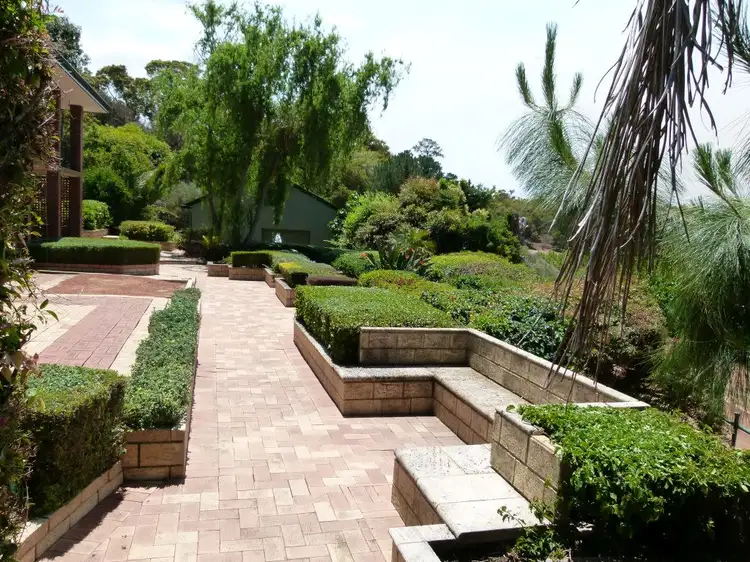167 Stanhope Road, Bickley WA 6076