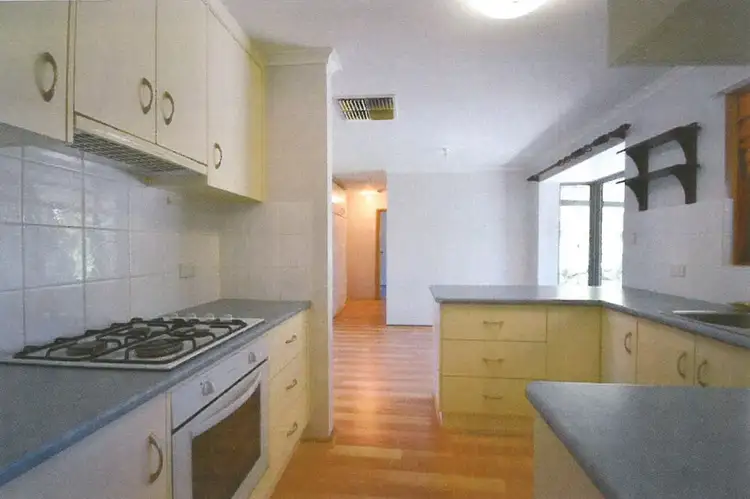 4 Adelaide Rd, Tungkillo SA 5236