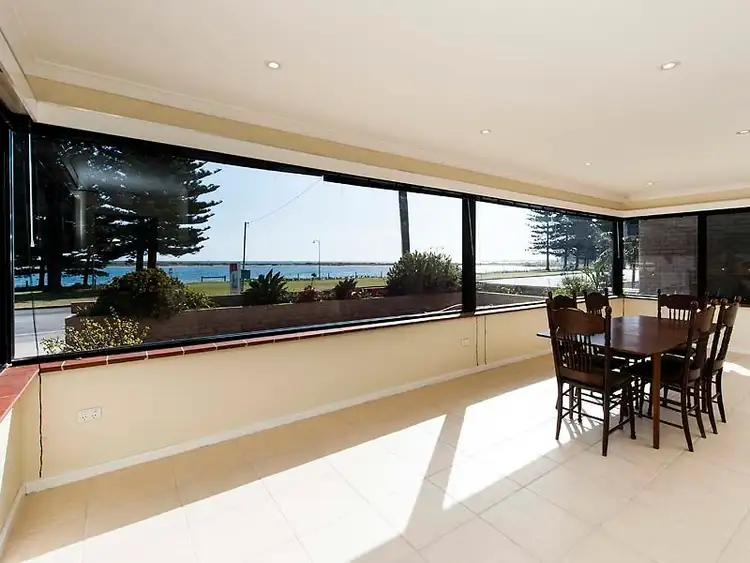 286 Safety Bay Road, Safety Bay WA 6169