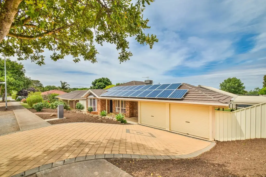 Main view of Homely house listing, 10 Oakbank Crescent, Sheidow Park SA 5158