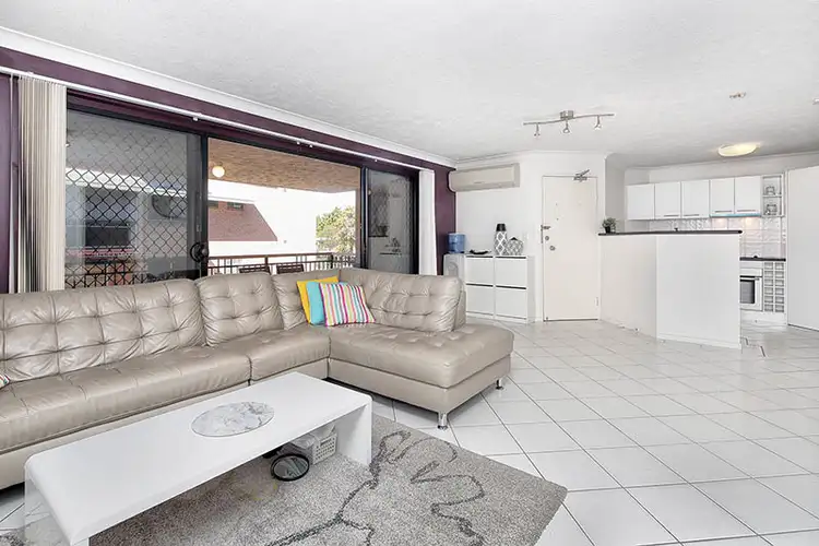 Main view of Homely unit listing, 2/338 Cornwall Street, Greenslopes QLD 4120