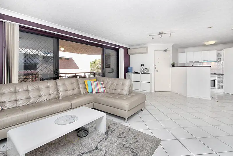 Main view of Homely unit listing, 2/338 Cornwall Street, Greenslopes QLD 4120