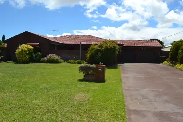 4 Calm Court, Safety Bay WA 6169