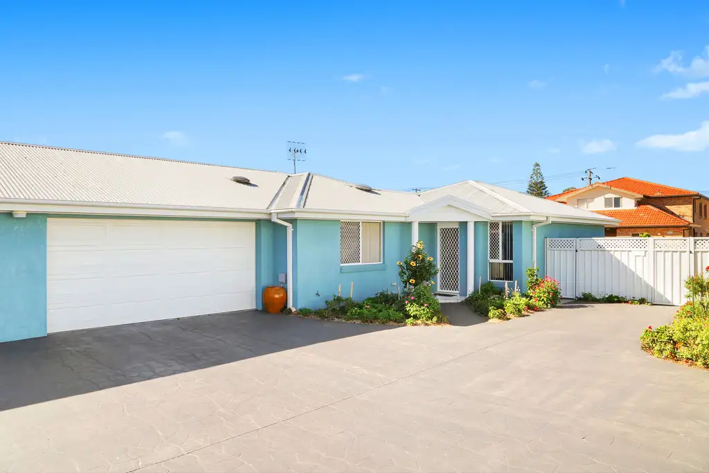 Main view of Homely house listing, 3/26-28 Gilbert Street, Long Jetty NSW 2261