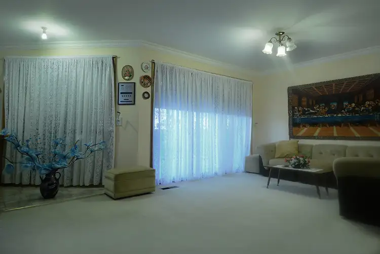 Fifth view of Homely house listing, 61 Georgette Crescent, Endeavour Hills VIC 3802