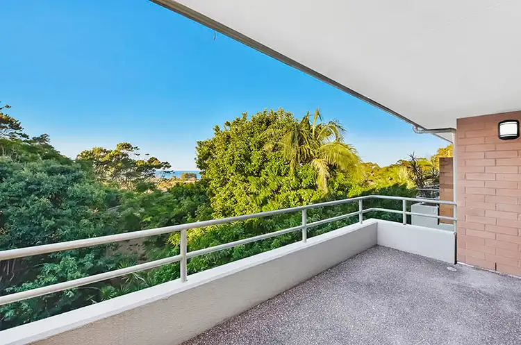 Third view of Homely apartment listing, 9/16 The Crescent, Dee Why NSW 2099