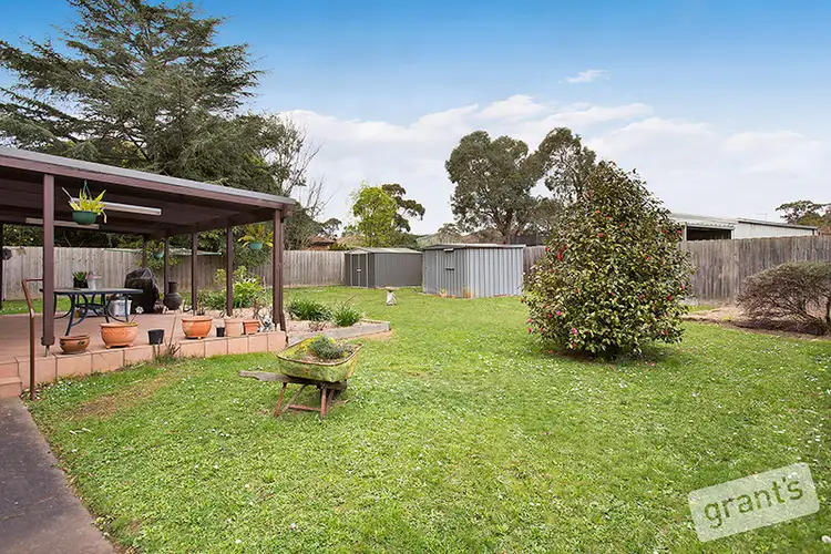 Sixth view of Homely house listing, 8 Selkirk Court, Berwick VIC 3806