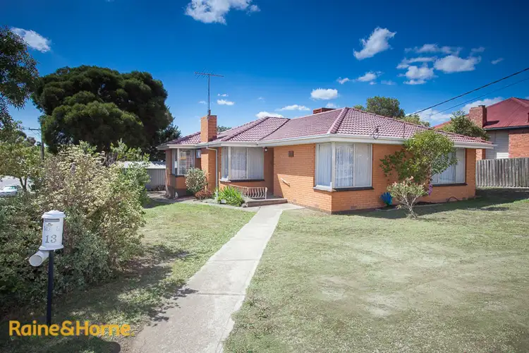 13 Harker Street, Sunbury VIC 3429