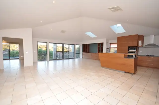 Fifth view of Homely house listing, 7 Carbine Court, West Albury NSW 2640