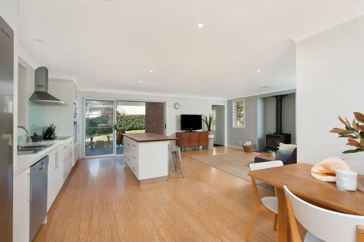 36 Lockhart Avenue, Mollymook NSW 2539