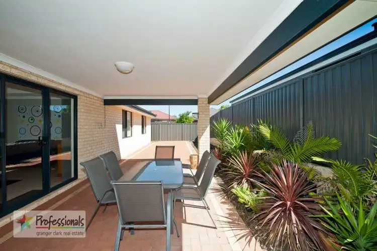 Second view of Homely house listing, 21 Edgecombe Pass, Aveley WA 6069