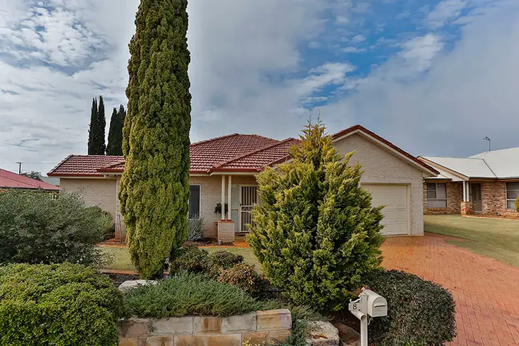 8 Poppy Court, Middle Ridge QLD 4350