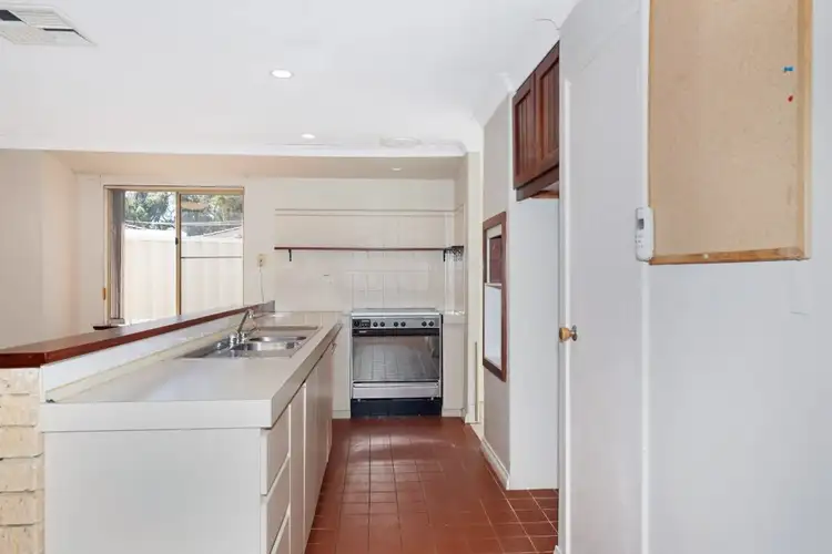 Fifth view of Homely semi-detached listing, 31A Reflection Mews, Safety Bay WA 6169