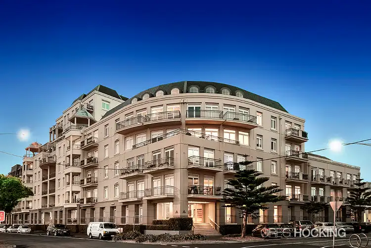 103/88 Beach Street, Port Melbourne VIC 3207