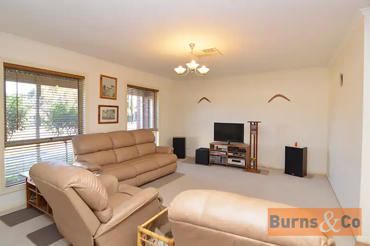 Sixth view of Homely house listing, 1 Balmoral Place, Mildura VIC 3500