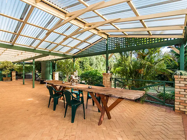 12 Crossing View, Byford WA 6122