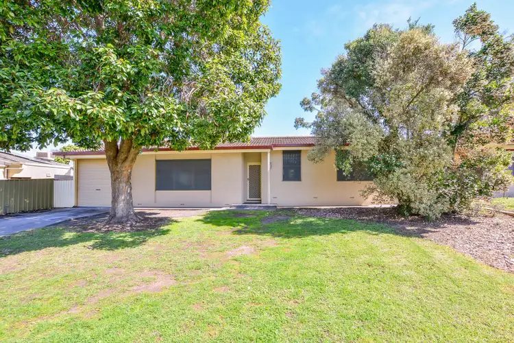 17 Judith Crescent, Morphett Vale SA 5162