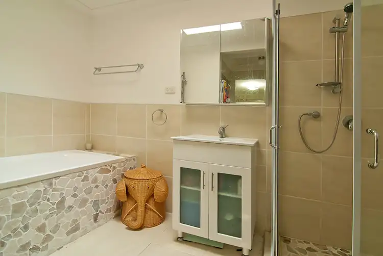 Sixth view of Homely house listing, 33 Teasel Cr, Forest Lake QLD 4078