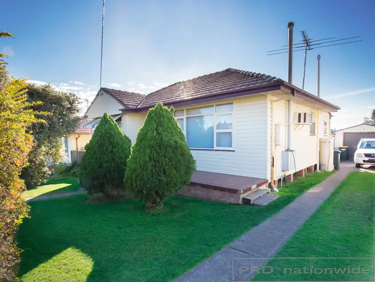 Main view of Homely house listing, 37 Third Avenue, Rutherford NSW 2320