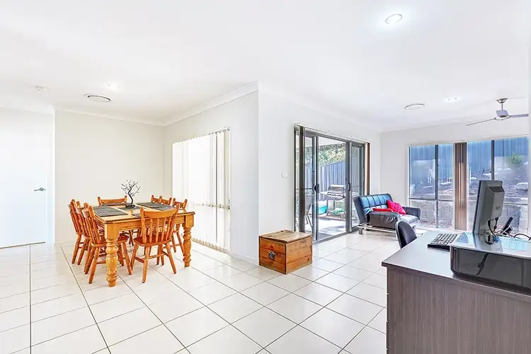 Sixth view of Homely house listing, 7 Craigevar Way, Cameron Park NSW 2285