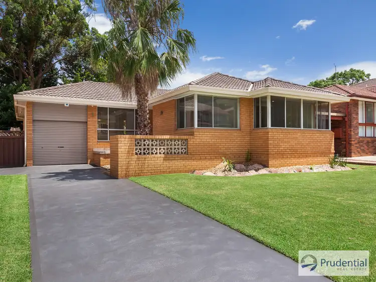 10 Phoenix Crescent, Casula NSW 2170