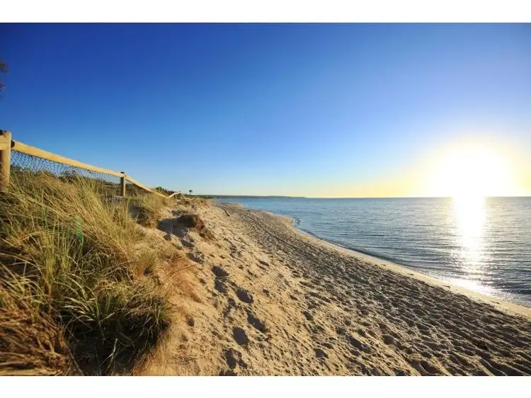 2/17 Ireland Street, Seaford VIC 3198