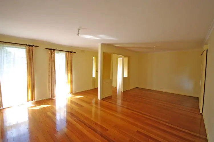 Third view of Homely house listing, 2 Pickersgill Court, Endeavour Hills VIC 3802