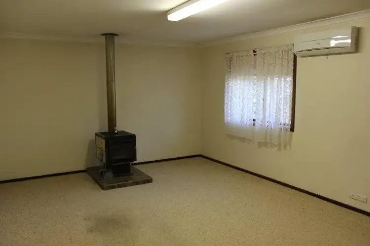 Seventh view of Homely house listing, 6 Jackson Way, Merredin WA 6415