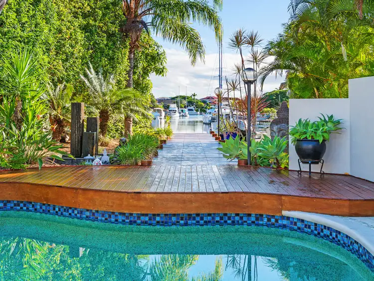 19 O'Grady Drive, Paradise Point QLD 4216