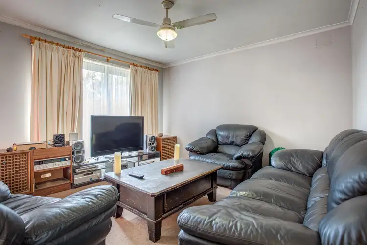 Fifth view of Homely house listing, 590 Elizabeth Drive, Sunbury VIC 3429