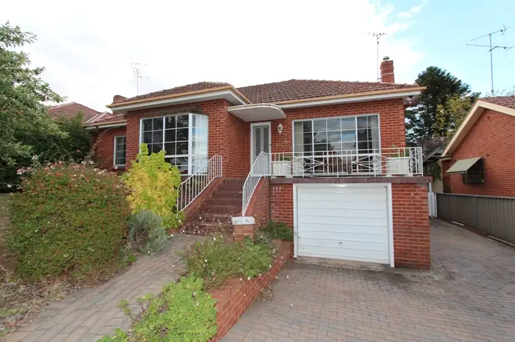 91 Mitre Street, Bathurst NSW 2795