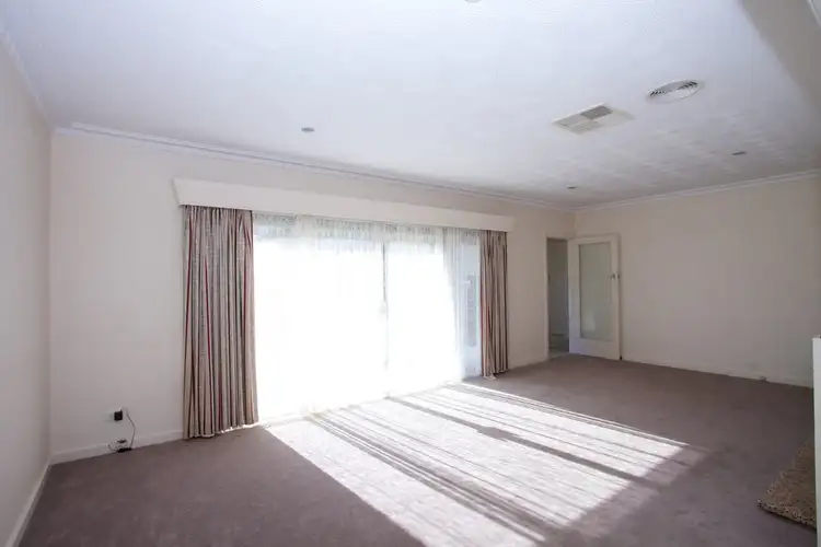 Sixth view of Homely house listing, 10 Glancy Street, Horsham VIC 3400