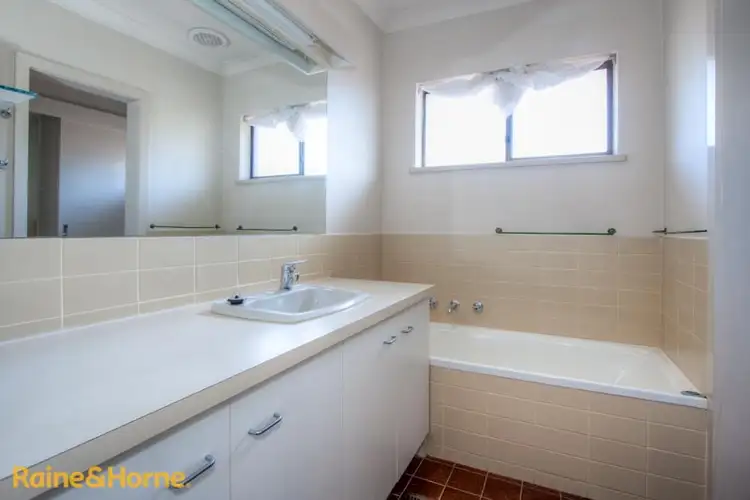 Sixth view of Homely house listing, 15 Priorswood Way, Sunbury VIC 3429