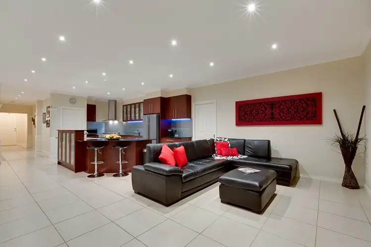 Fourth view of Homely house listing, 7 Knight Court, Hillside VIC 3037
