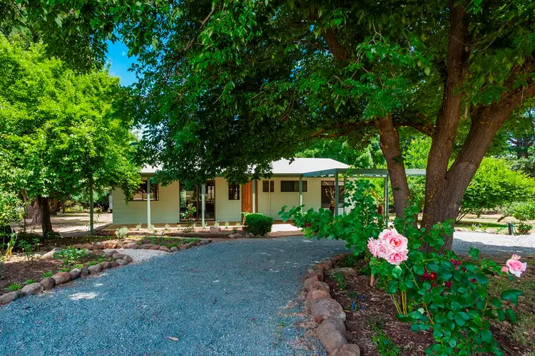 2A Talbots Lane, Taradale VIC 3447