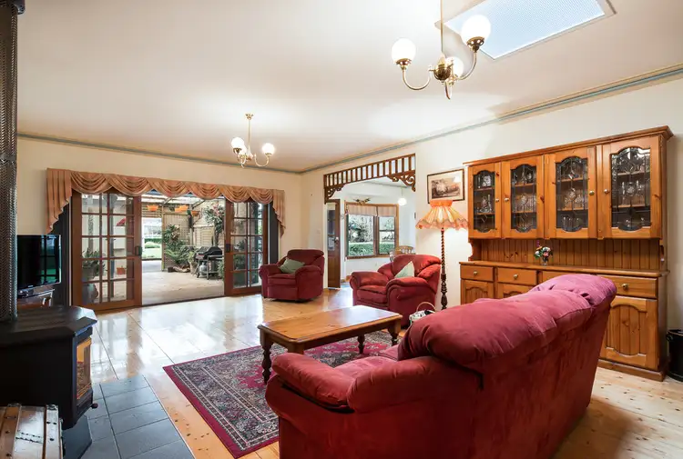 Fifth view of Homely house listing, 400 Kingston Road, Kingston VIC 3364