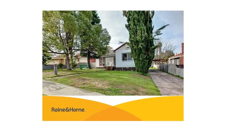 8 Bingfield Road West, Medina WA 6167