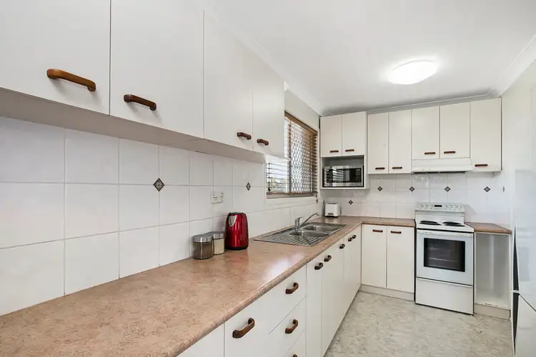 Third view of Homely house listing, 4 Holloway Street, Birkdale QLD 4159