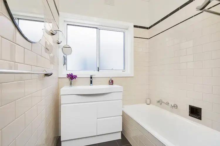 Sixth view of Homely house listing, 6 Murray Street, Hamlyn Heights VIC 3215