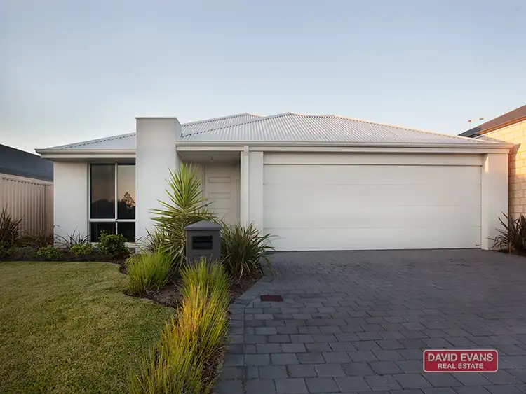 Main view of Homely house listing, 5 Damperia Green, Sinagra WA 6065