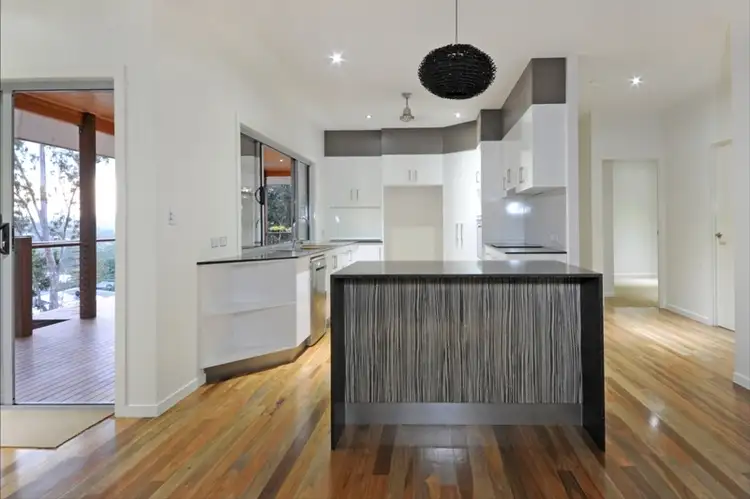 10 Raddle Court