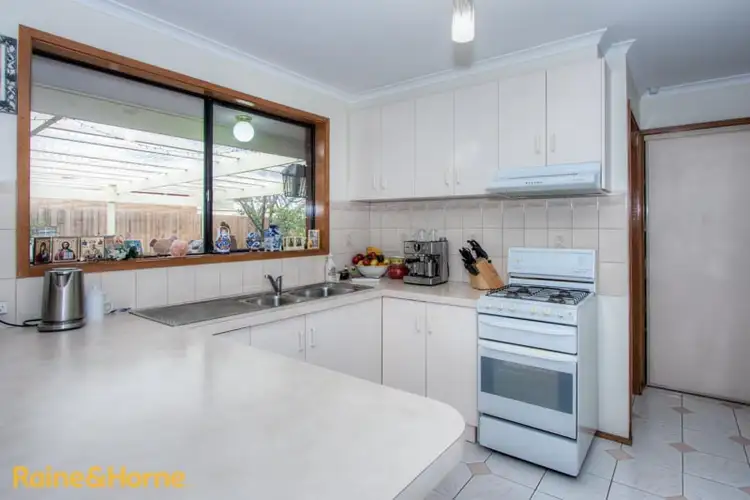 Third view of Homely house listing, 4 Carey Court, Sunbury VIC 3429