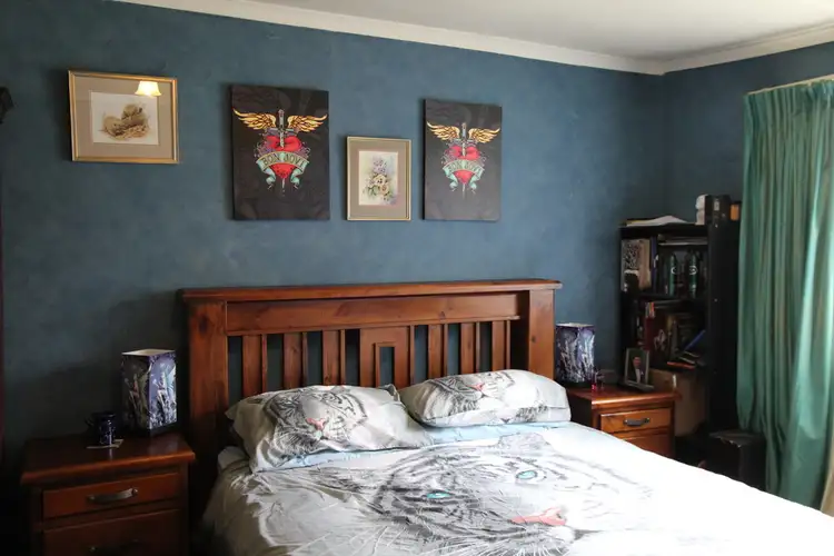 Sixth view of Homely house listing, 8 Forest Court, Enfield VIC 3352