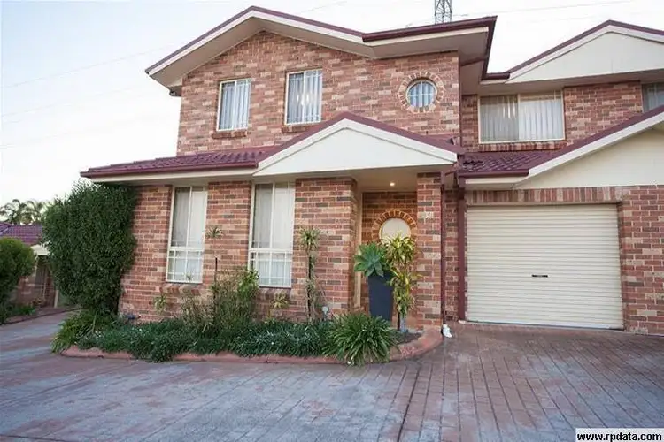 9/126-128 Green Valley Rd, Green Valley NSW 2168