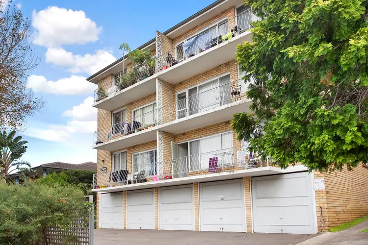 Second view of Homely unit listing, 16/6 Francis Street, Dee Why NSW 2099