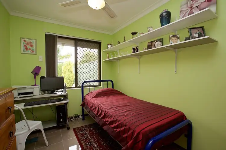 Fifth view of Homely semi-detached listing, 1a Tall Tree View, Swan View WA 6056