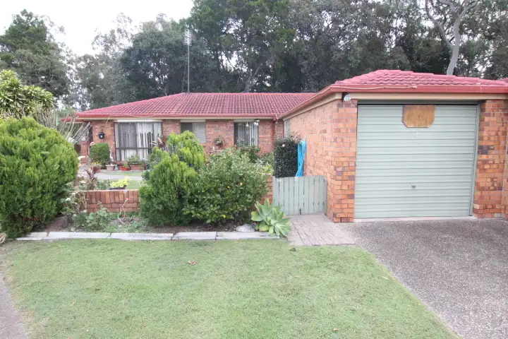 Main view of Homely house listing, 4/10 Woodgate Place, Paradise Point QLD 4216