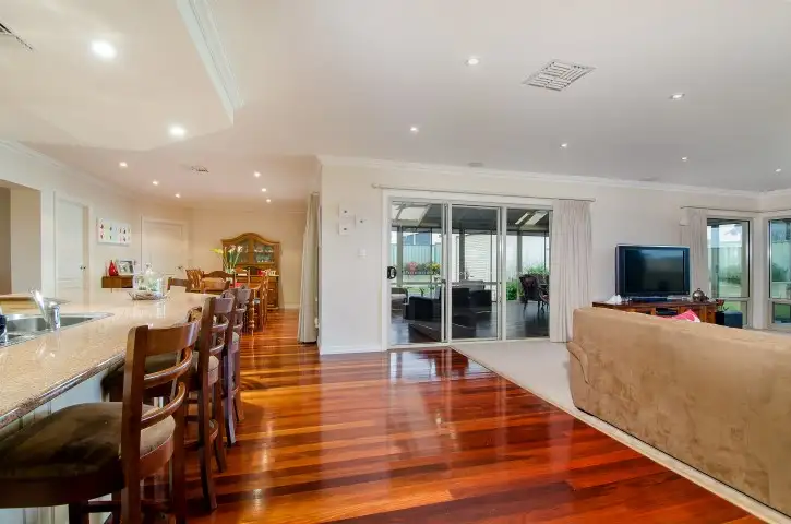 Fifth view of Homely house listing, 10 James Cook Avenue, Mount Gambier SA 5290