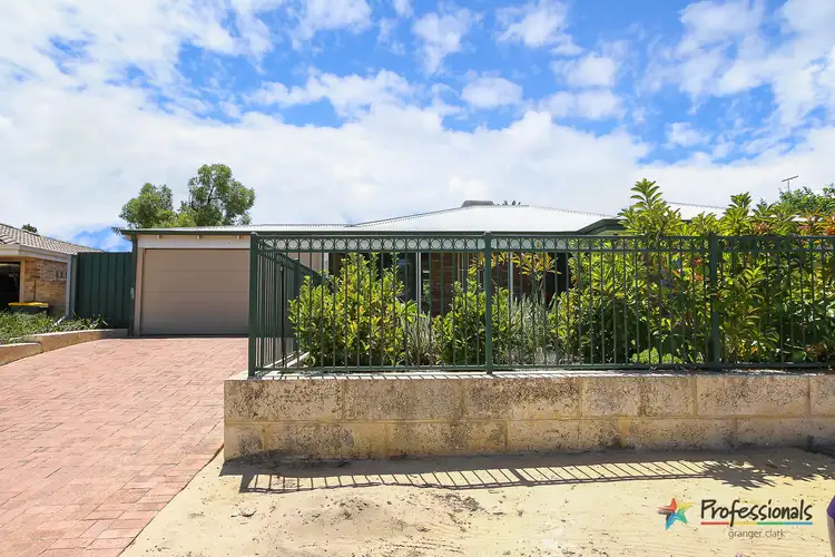 Second view of Homely house listing, 4 Farnell Place, Alexander Heights WA 6064